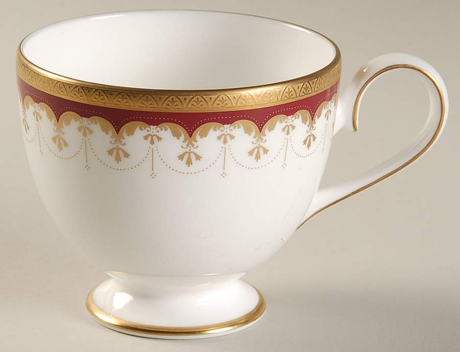 Clarendon Footed Cup by Nikko-1