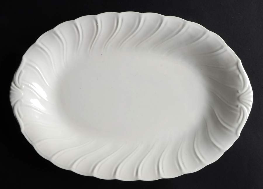 Crown White 14" Oval Serving Platter by Nikko-1