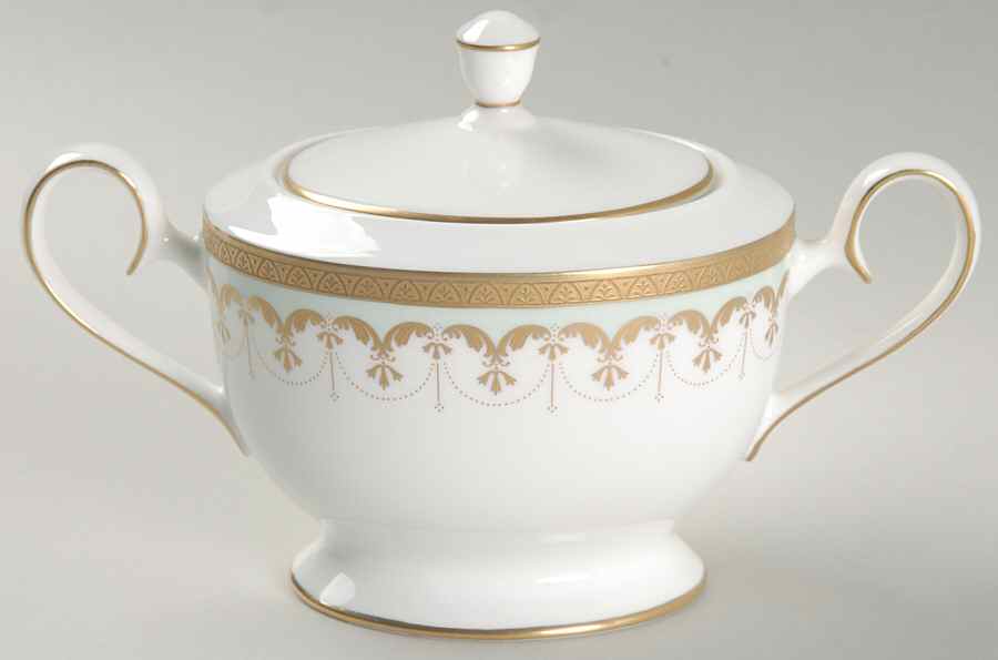 Corinthian Sugar Bowl & Lid by Nikko-1
