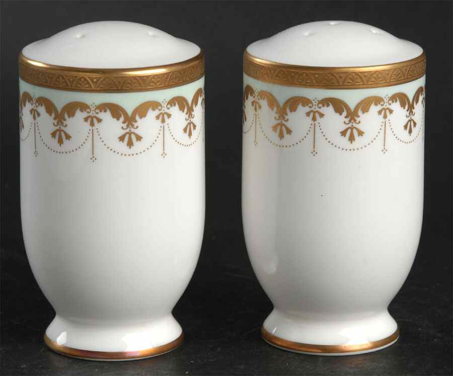 Corinthian Salt & Pepper Set by Nikko-1