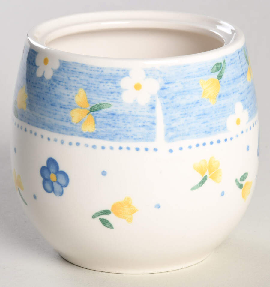 Daisy Delight Sugar Bowl No Lid by Nikko-1