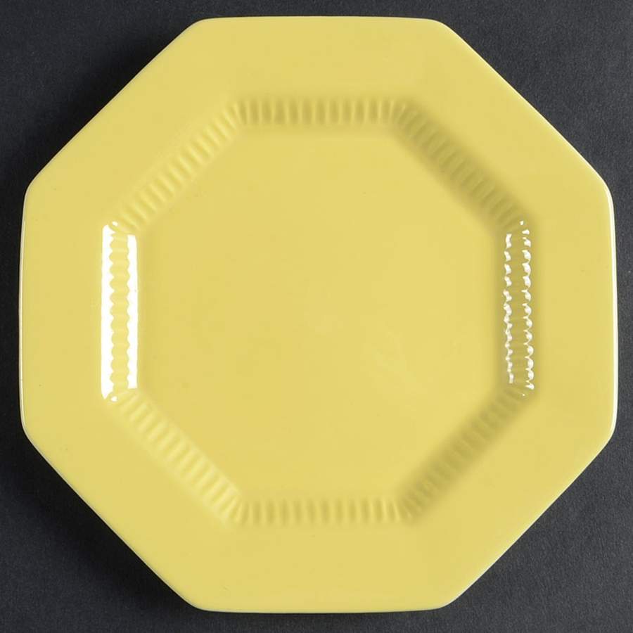 Daffodil Underplate for Sauce Boat by Nikko-1