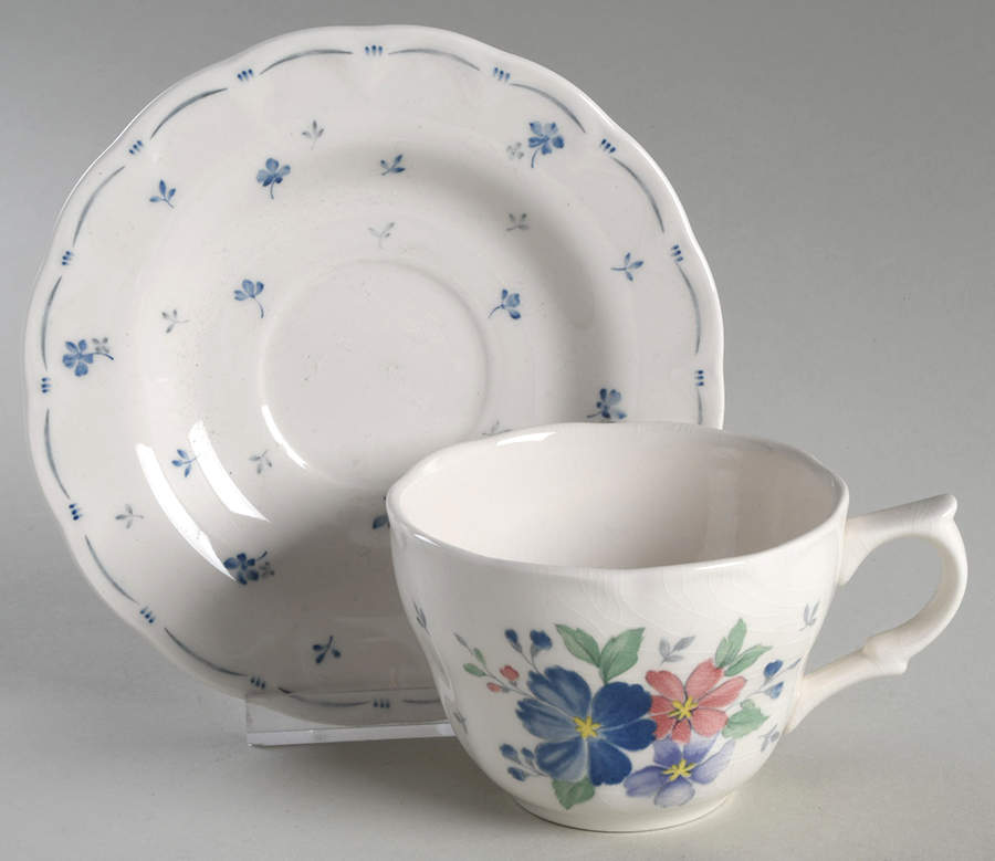 Dauphine Flat Cup & Saucer Set by Nikko-1