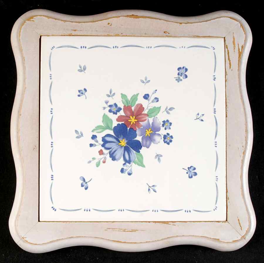 Dauphine Wood Frame Trivet by Nikko-1