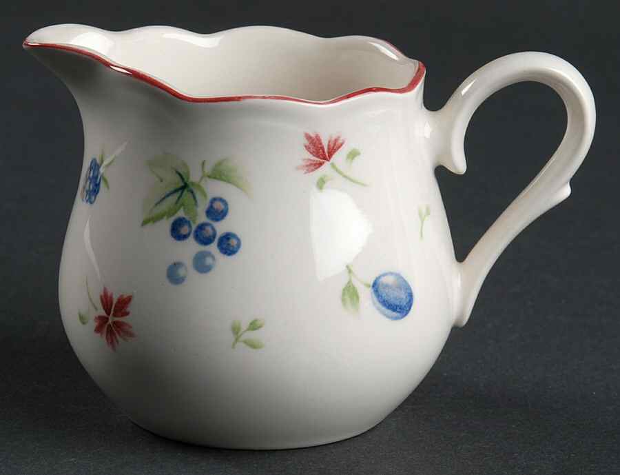 Dorchester Creamer by Nikko-1