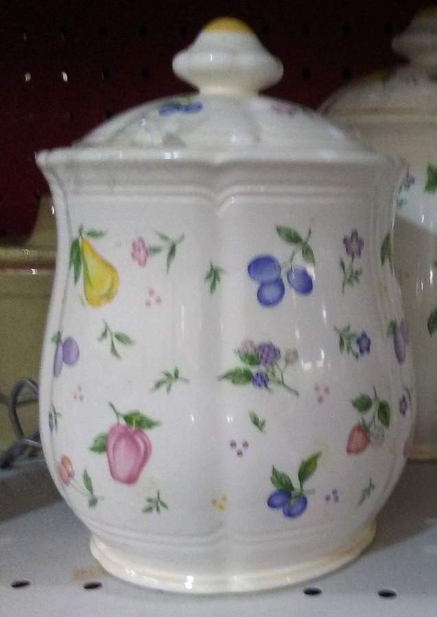 Dorchester Medium Canister & Lid by Nikko-1