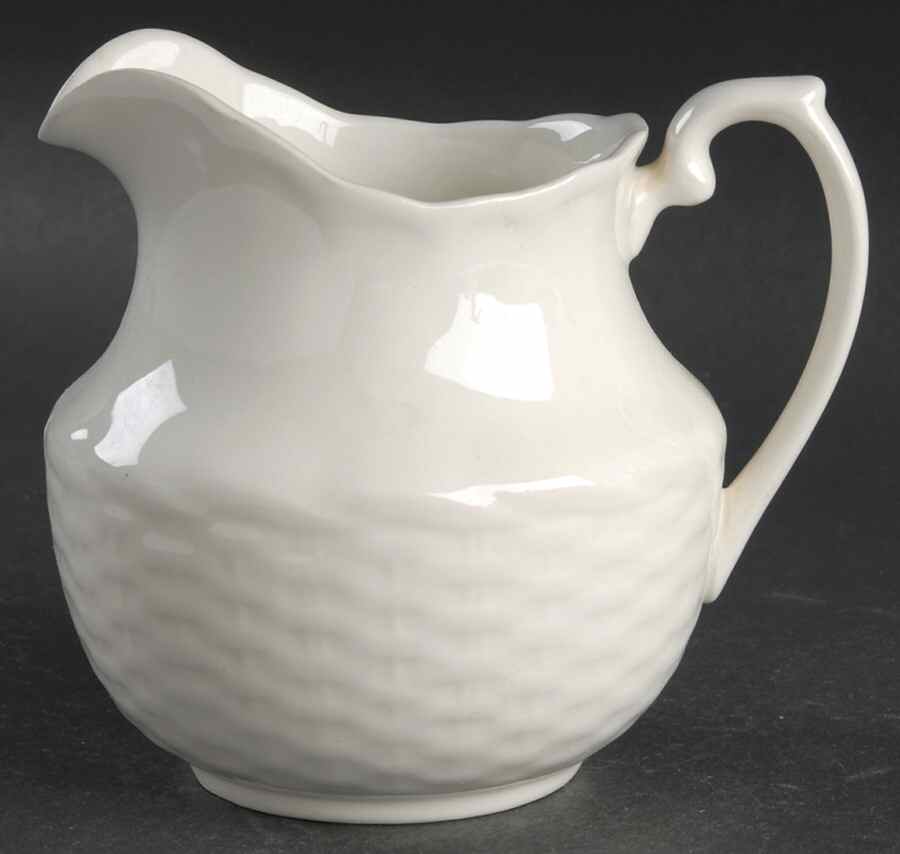 Dover Creamer by Nikko-1