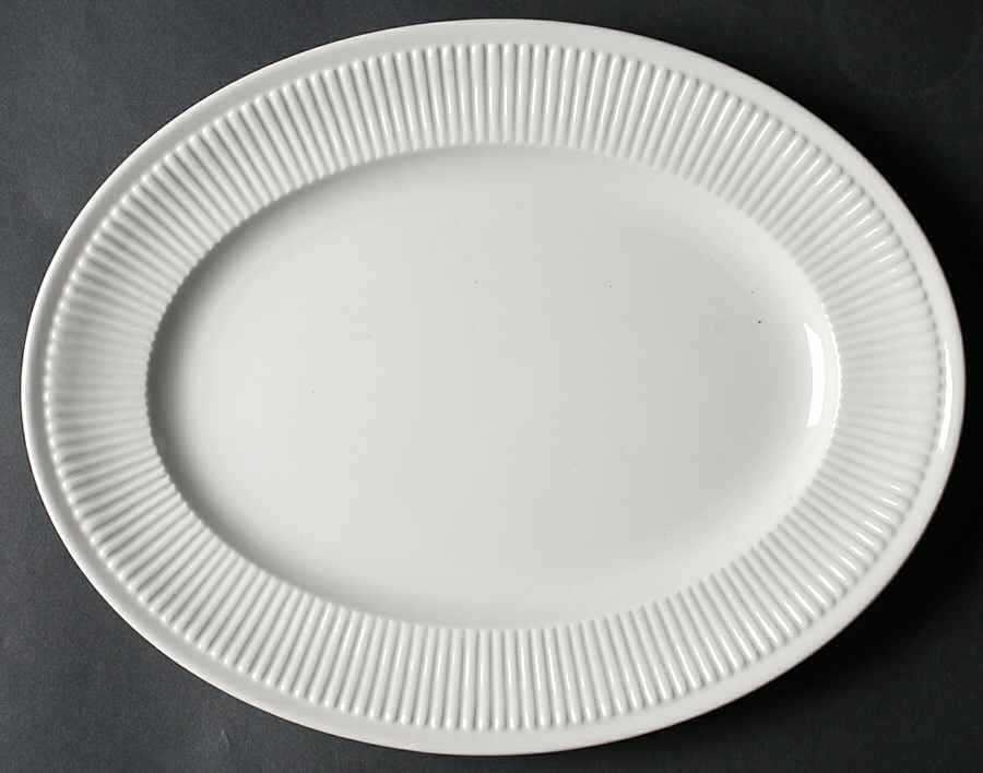 Elite 14" Oval Serving Platter by Nikko-1