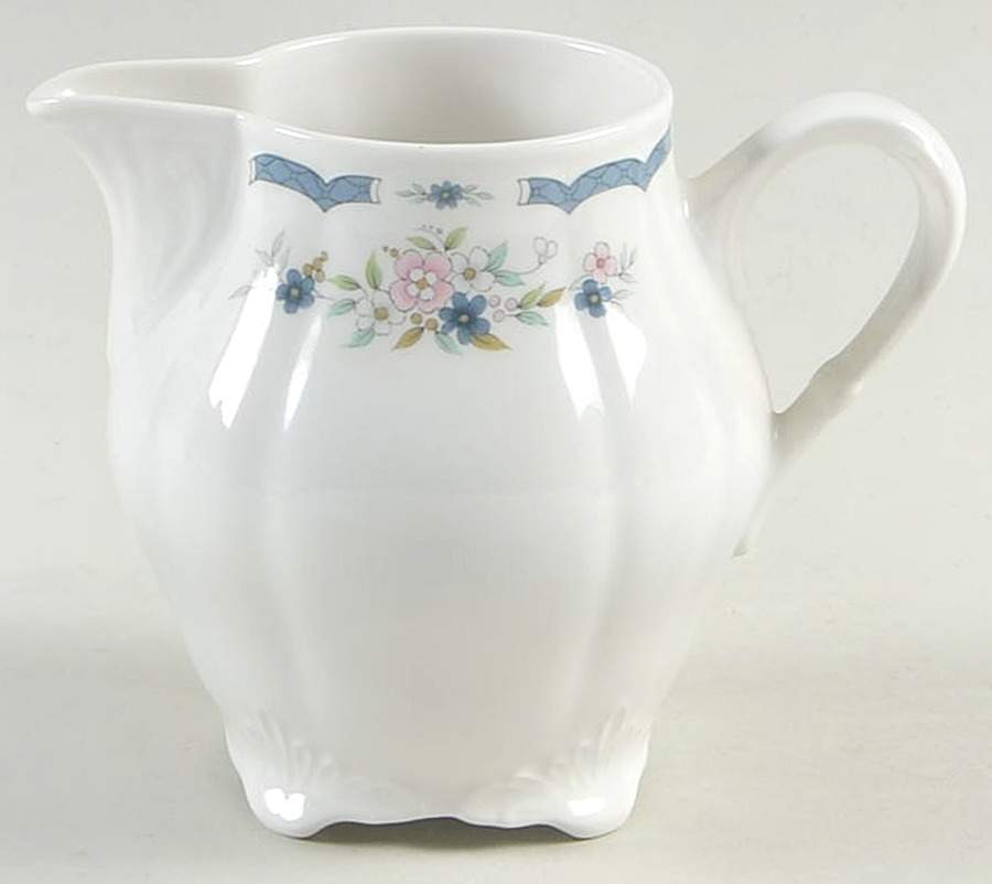 Fascination Creamer by Nikko-1