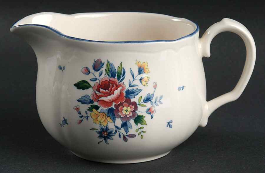 Flower Garden Gravy Boat by Nikko-1