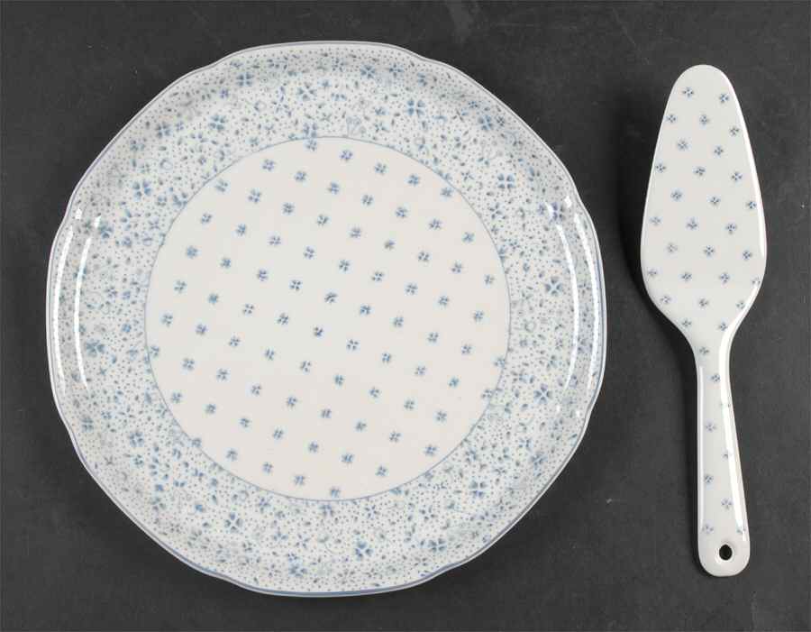 Forget-Me-Not Cake Plate and Server (Boxed Set) by Nikko-1