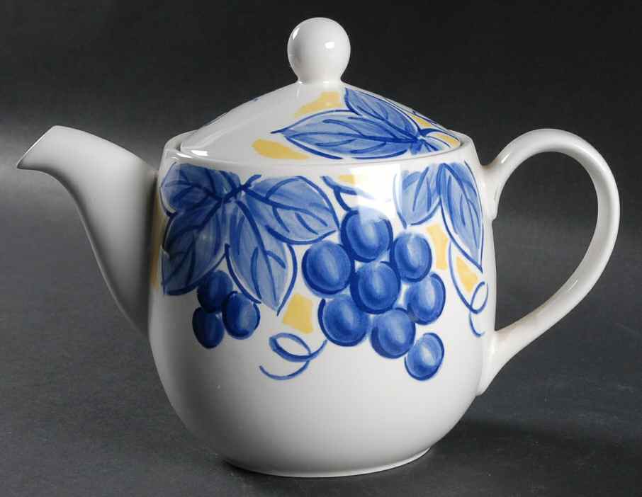 Fresh Grapes Teapot & Lid by Nikko-1