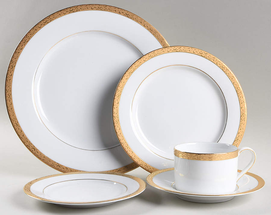 Gold Filigree 5 Piece Place Setting by Nikko-1