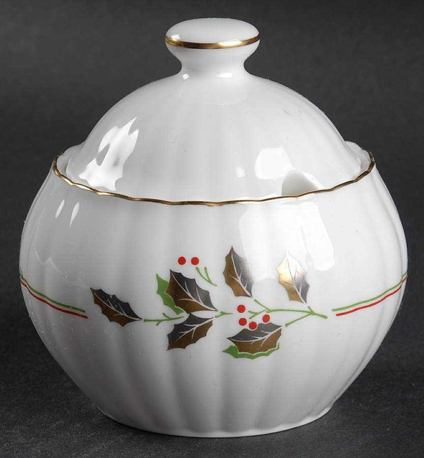 Golden Holly Sugar Bowl & Lid by Nikko-1