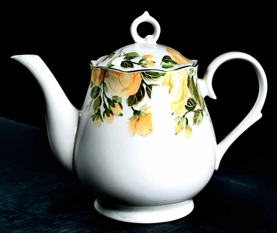 Gracious Teapot & Lid by Nikko-1