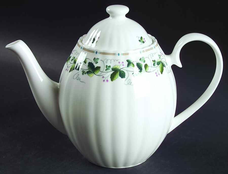 Greenfield Coffee Pot & Lid by Nikko-1