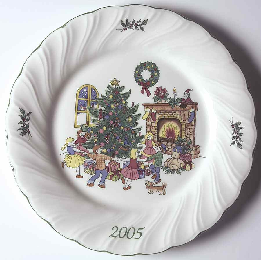 Happy Holidays 2005 Collector Plate by Nikko-1