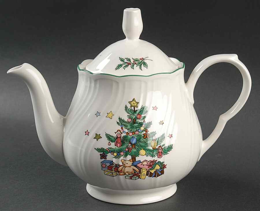 Happy Holidays Teapot & Lid by Nikko-1