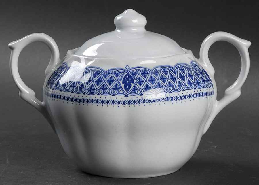 Heavenly Blue Sugar Bowl & Lid by Nikko-1