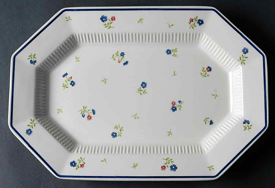Homespun 13" Oval Serving Platter by Nikko-1