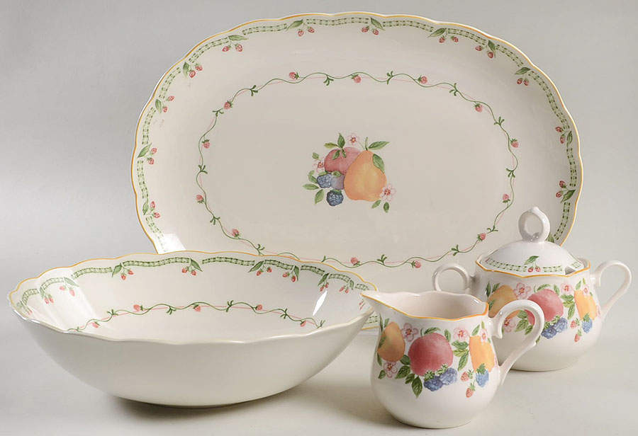 In Season 5 Piece Hostess Set by Nikko-1