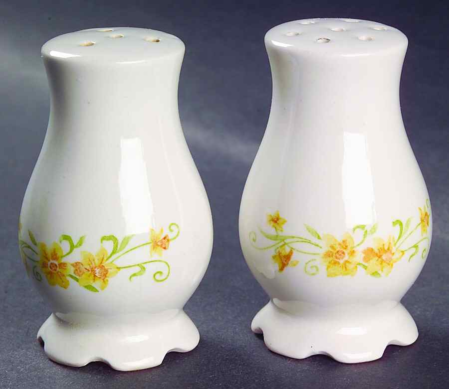 Jonquil Salt & Pepper Set by Nikko-1