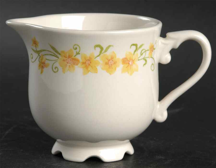 Jonquil Creamer by Nikko-1
