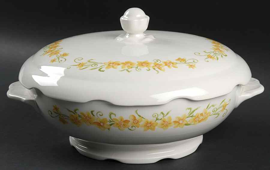 Jonquil Round Covered Vegetable by Nikko-1