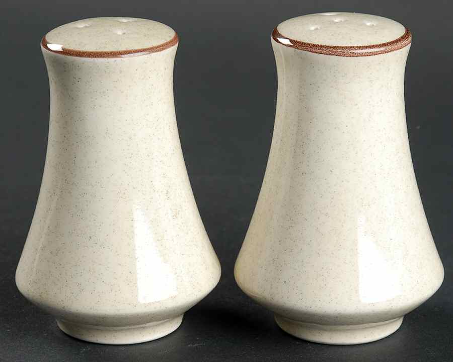 Leawood Salt & Pepper Set by Nikko-1