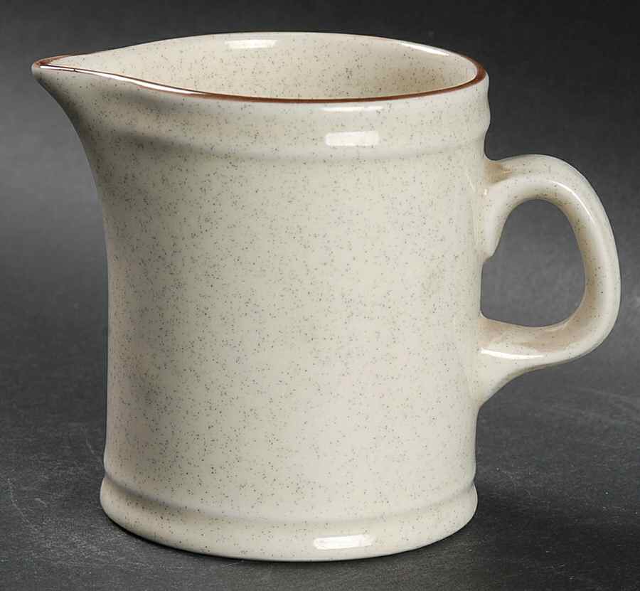 Leawood Creamer by Nikko-1