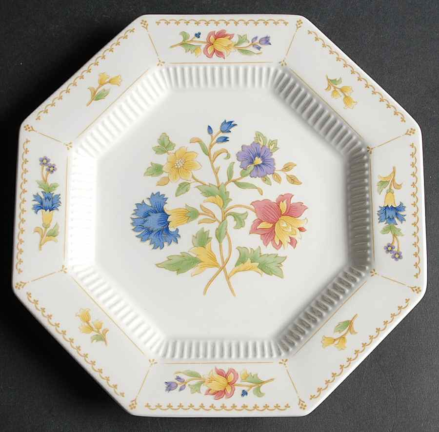 Magenta Salad Plate by Nikko-1