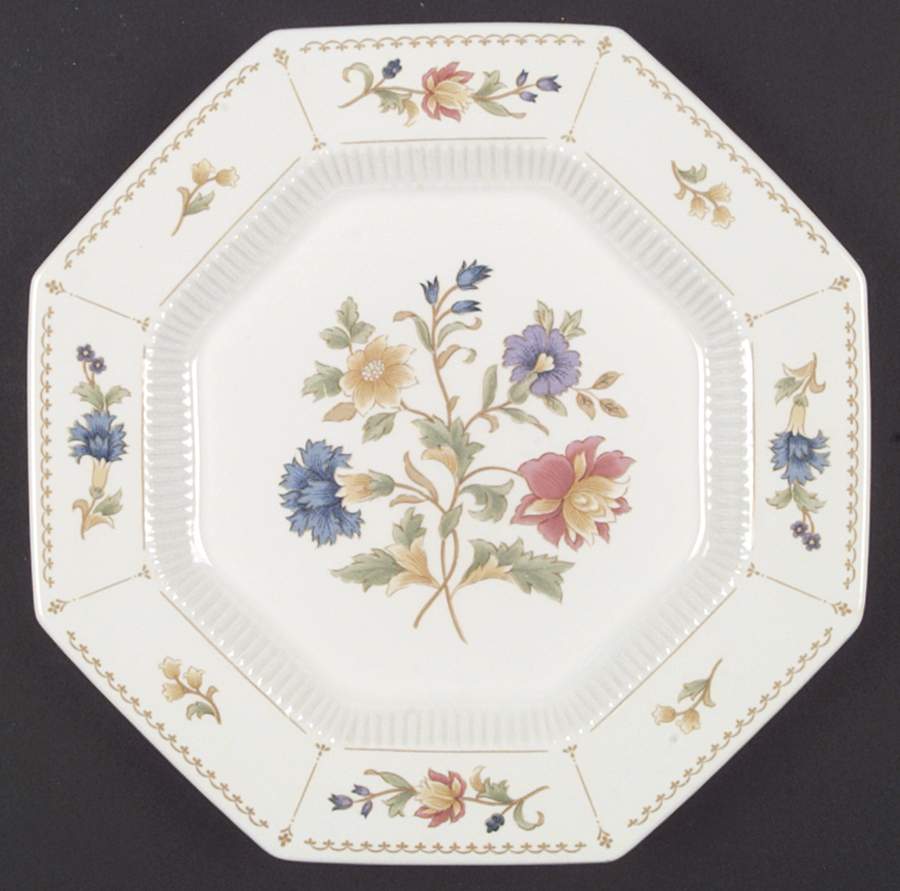 Magenta Dinner Plate by Nikko-1