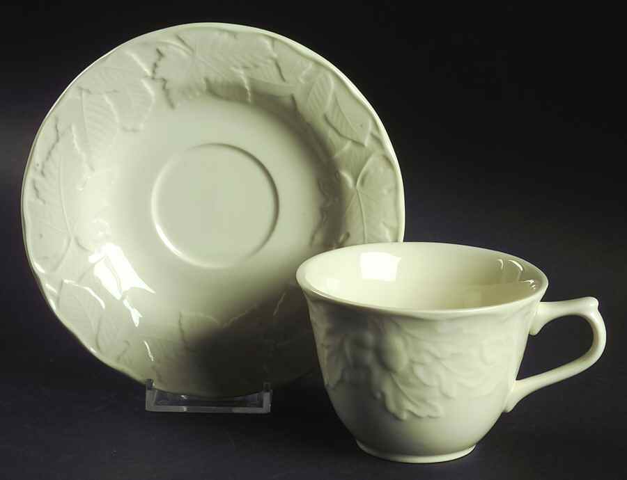 Maple Hill Flat Cup & Saucer Set by Nikko-1