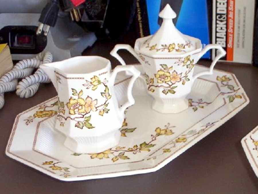 Mandalay Creamer by Nikko-1