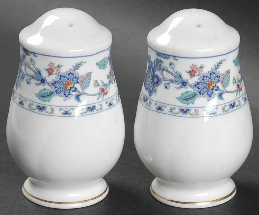 Mandarin Salt & Pepper Set by Nikko-1