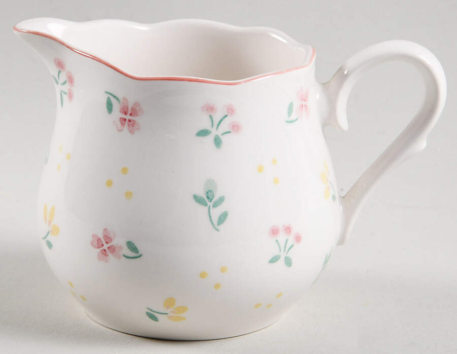 Mayflowers Creamer by Nikko-1
