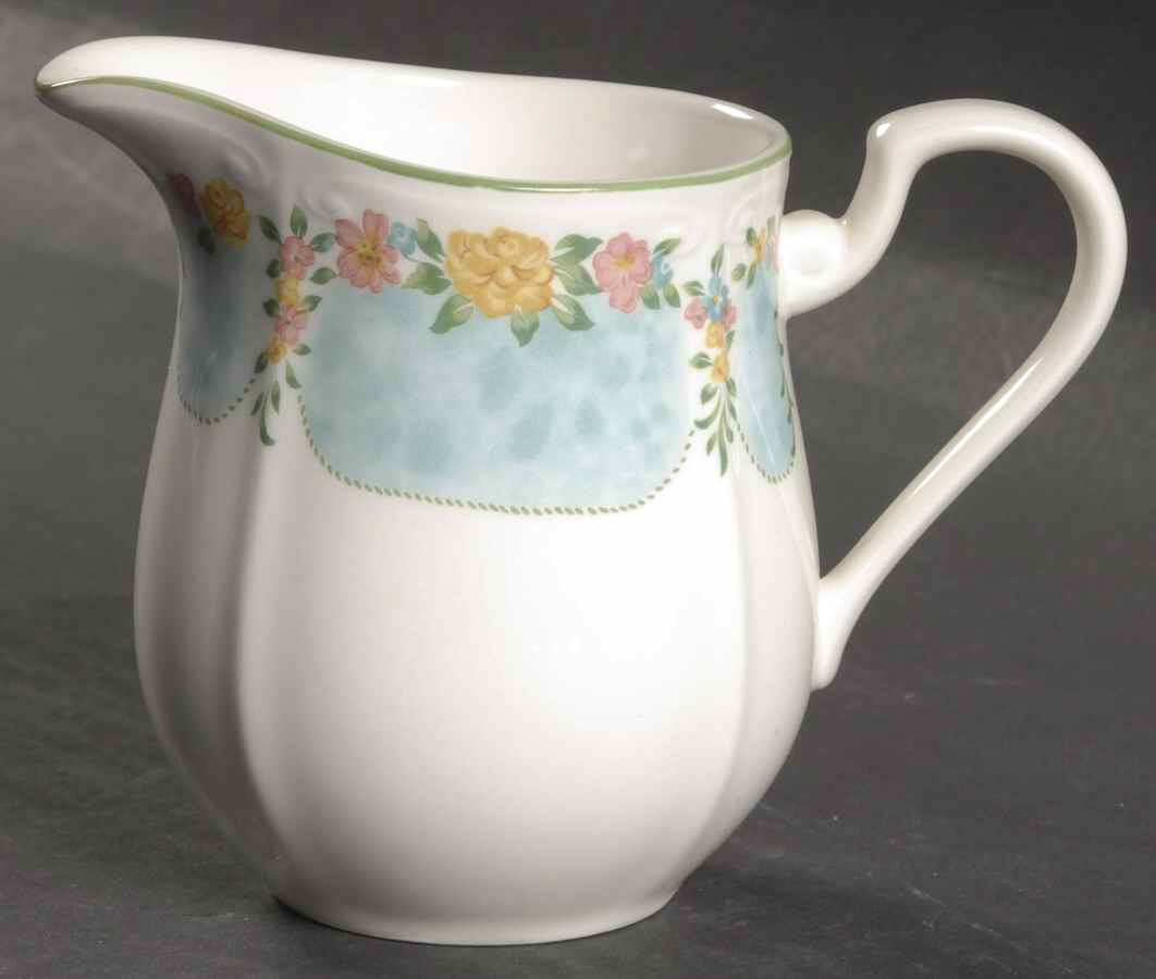 Mayfair (9501, Fine Tableware) Creamer by Nikko-1