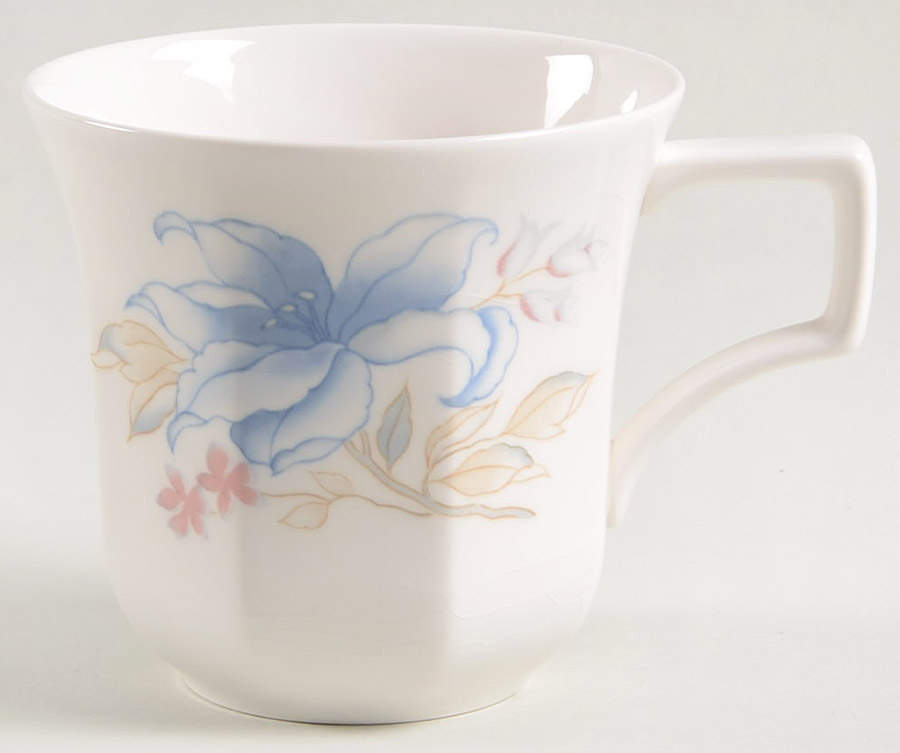 Meadow Lily Flat Cup by Nikko-1