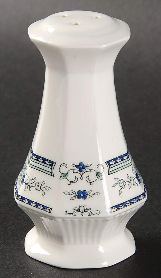 Newport Salt Shaker by Nikko-1