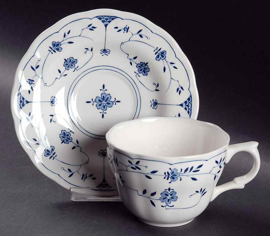NIK17 Flat Cup & Saucer Set by Nikko-1
