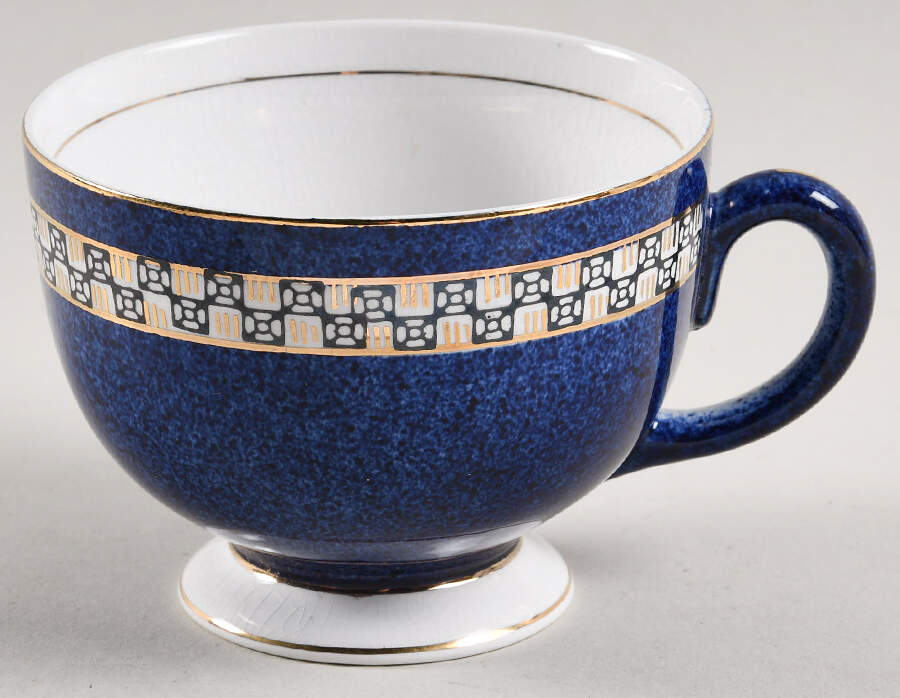 NIK27 Footed Cup by Nikko-1
