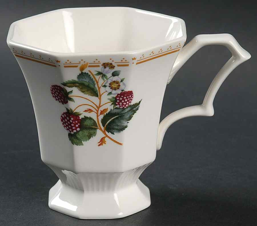 Orchard Footed Cup by Nikko-1