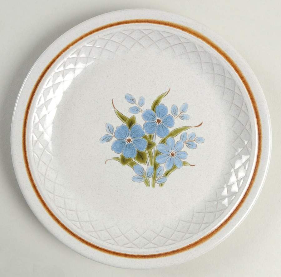 Pansy Salad Plate by Nikko-1