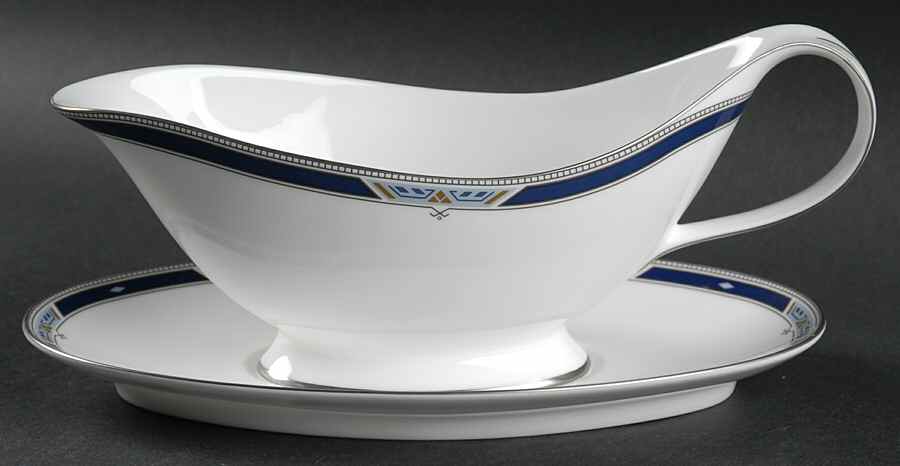 Paramount (Bone) Gravy Boat & Underplate by Nikko-1