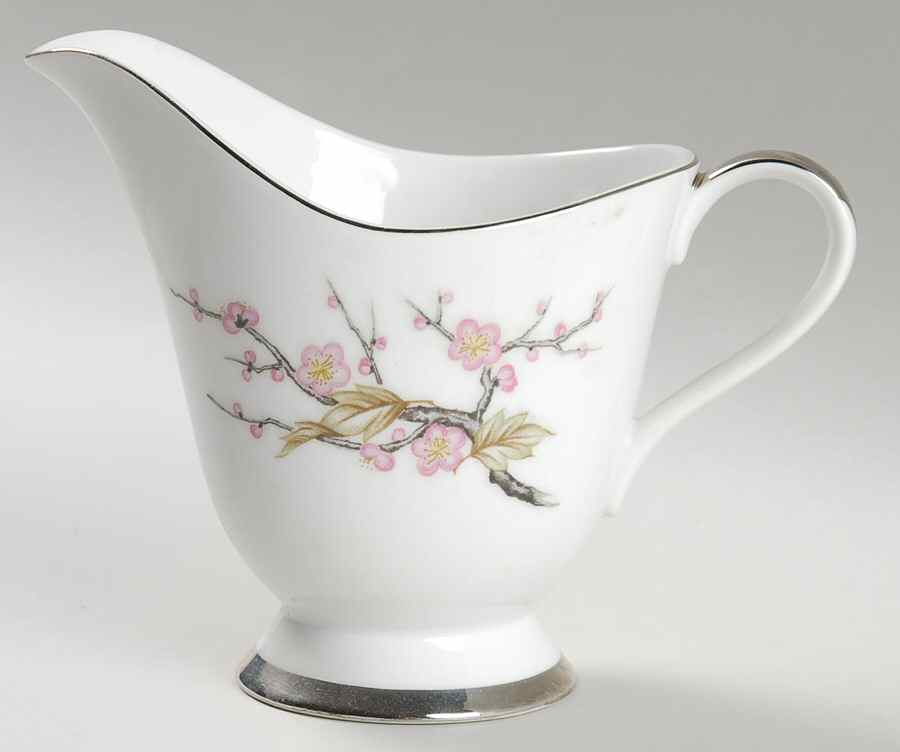 Pavilion Creamer by Nikko-1
