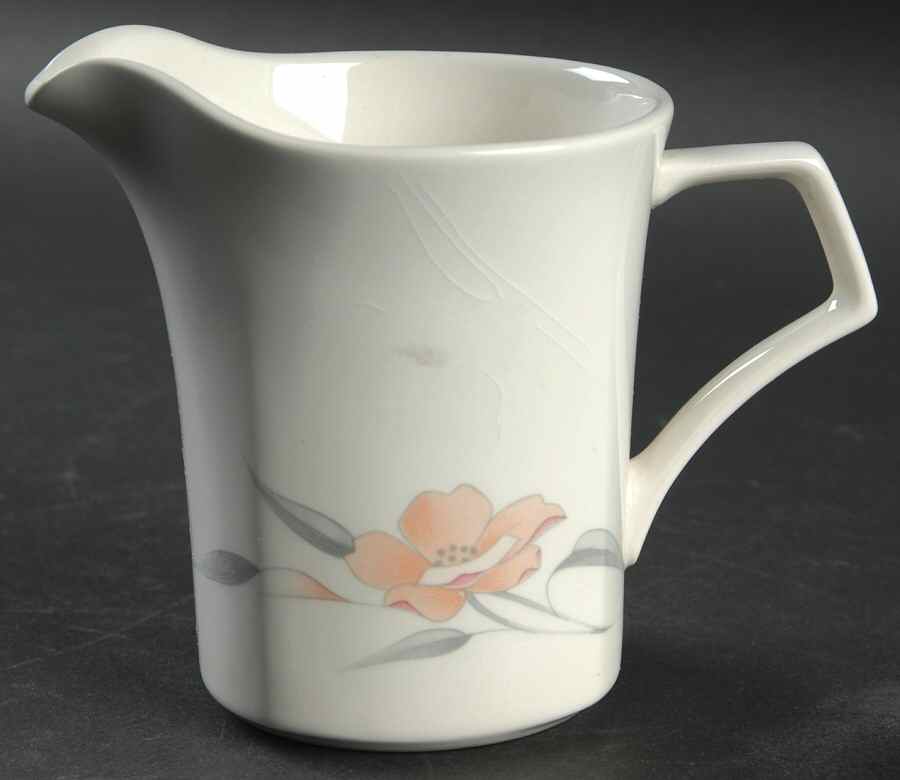 Peachglow Creamer by Nikko-1