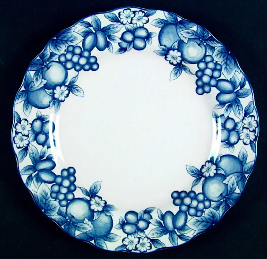 Plantation Dinner Plate by Nikko-1