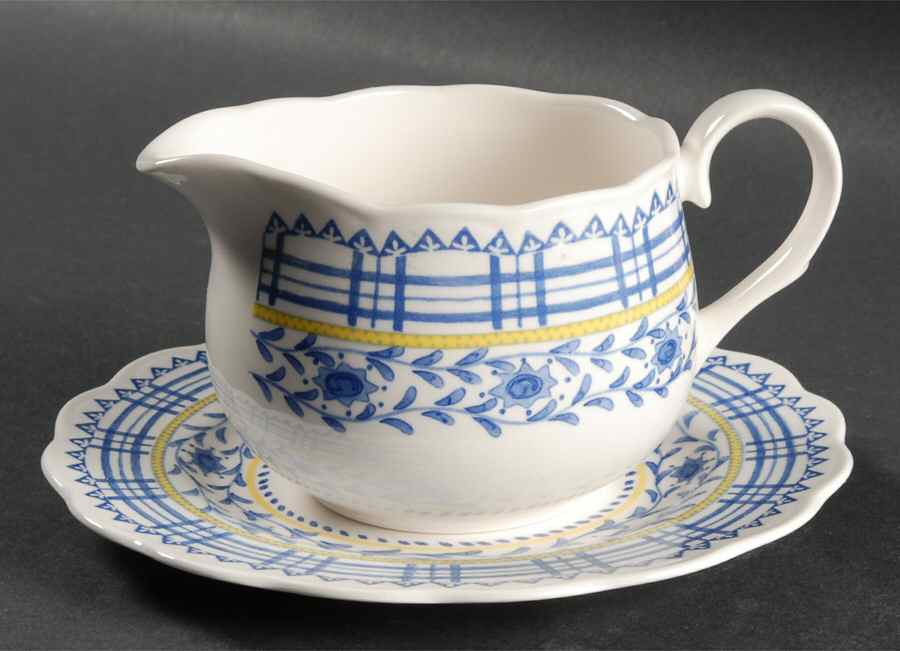 Pleasantdale Gravy Boat & Underplate by Nikko-1