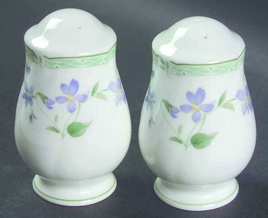 Promenade Salt & Pepper Set by Nikko-1