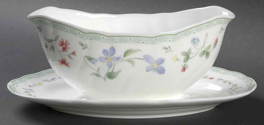 Promenade Gravy Boat with Attached Underplate by Nikko-1